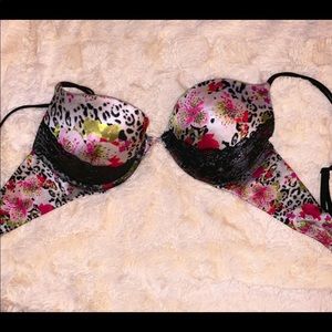 Victoria’s Secret Very Sexy Push-Up Bra